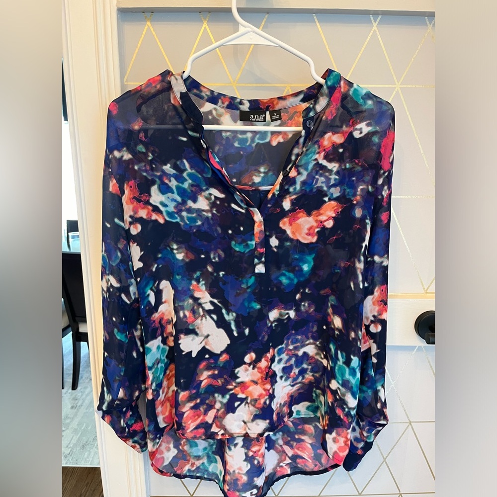 Floral long sleeve blouse